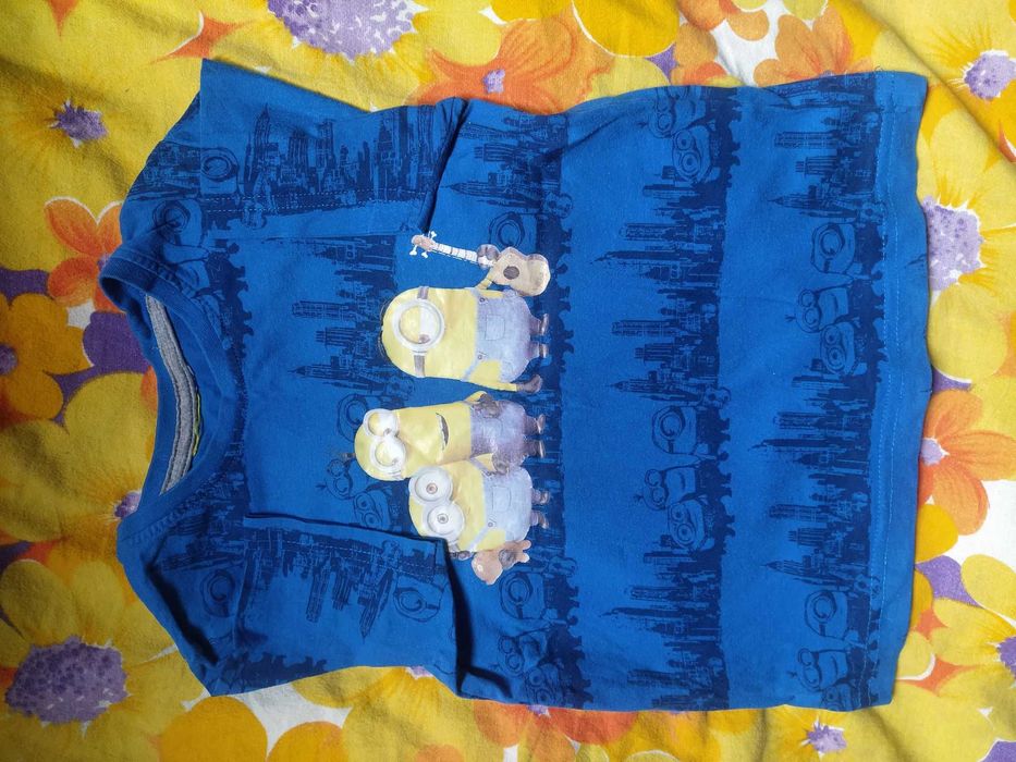 koszulki 104/110 - 7 szt