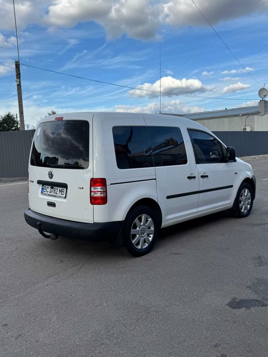 Volkswagen Caddy 2011 оригінальний пасажир турбодизель