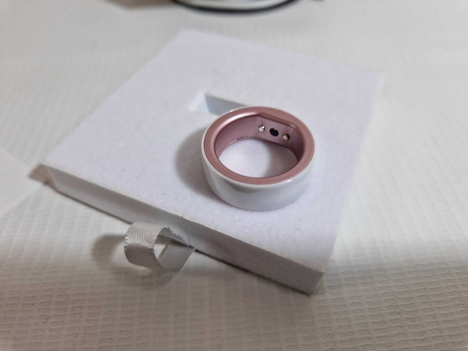 Pierścień Femometer FM-IRS-101 do śledzenia płodności