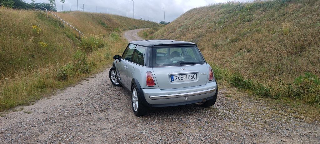 Mini Cooper R50 1.6 116KM