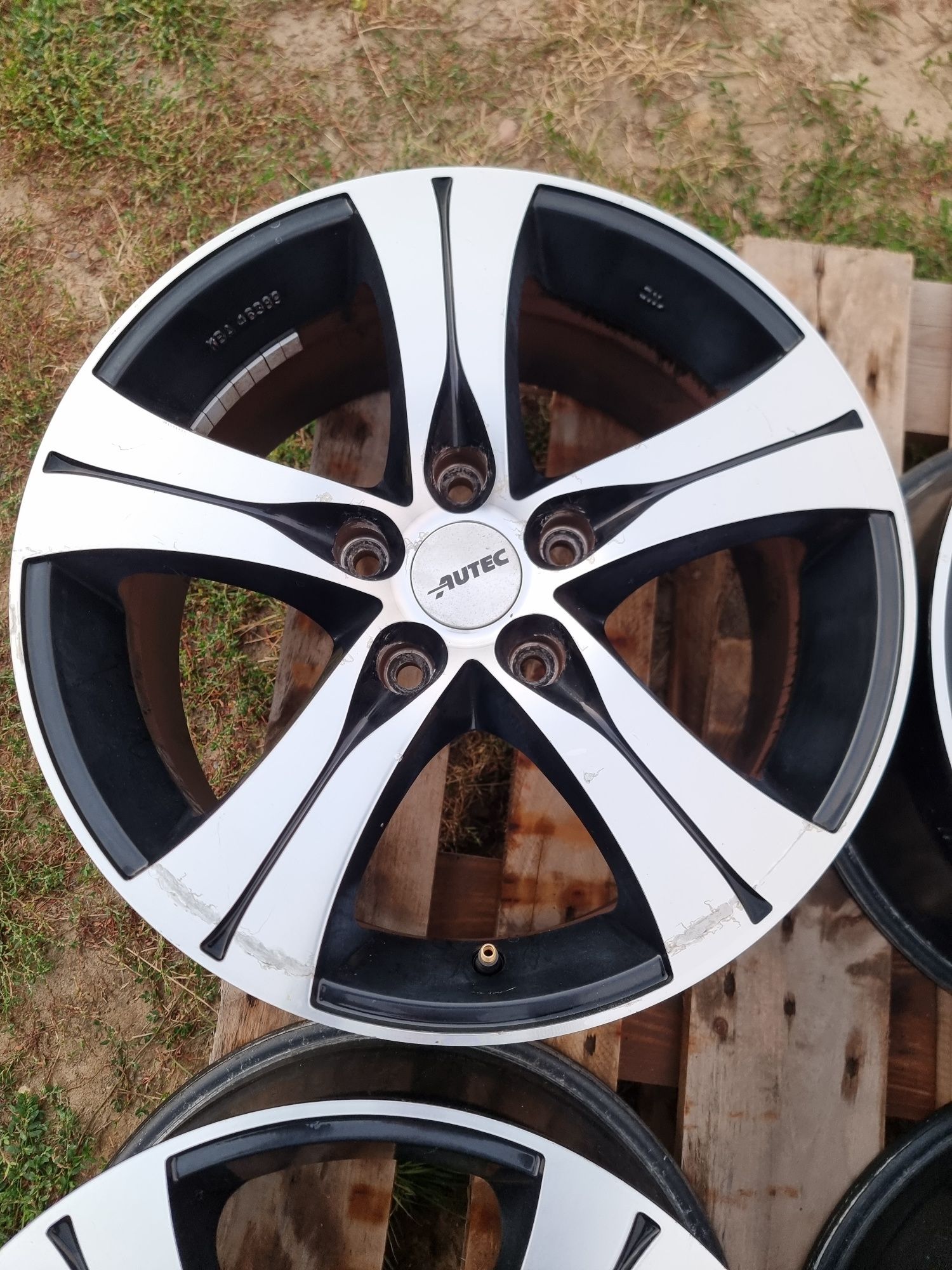 4x Felgi aluminiowe Autec Germany 5x120 17" Vw T5 T6 Crafter Amarok
