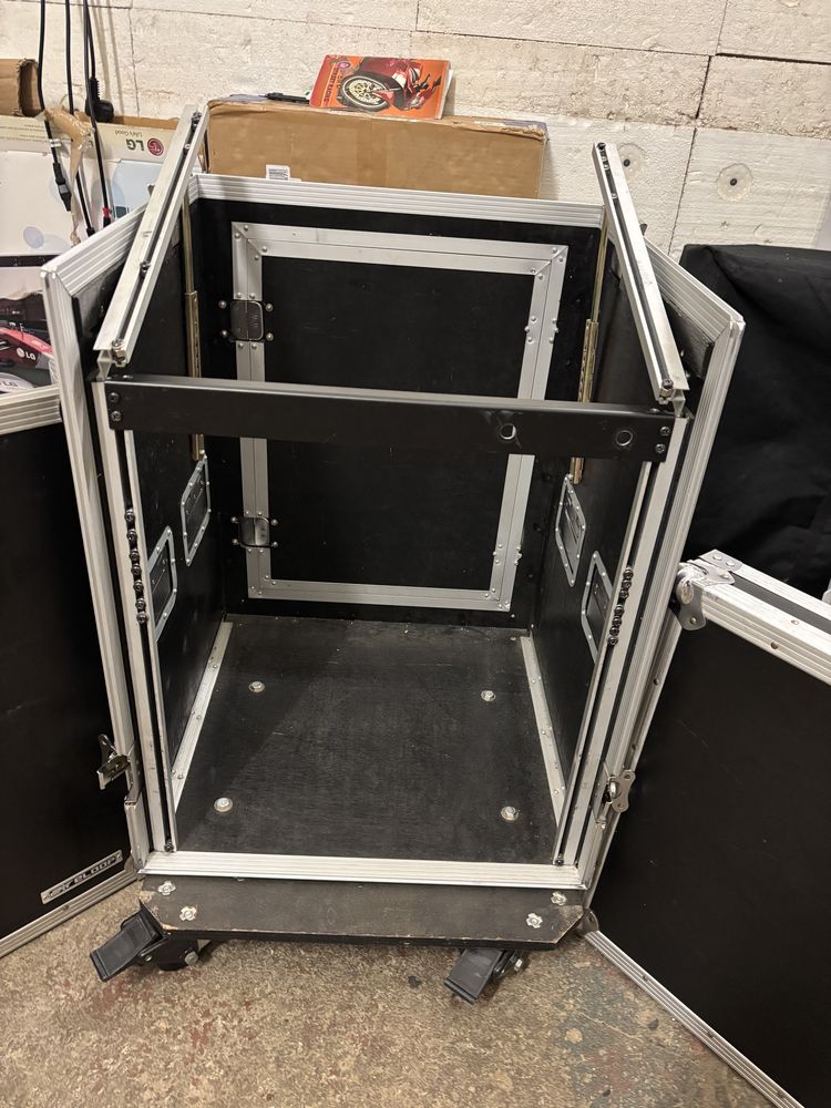 Case rack 12U + kątowy mechanizm Reloop