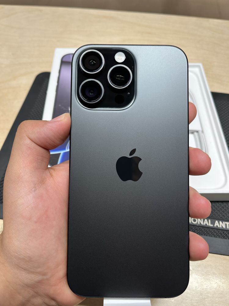 iPhone 16 Pro Max 256 100% open box