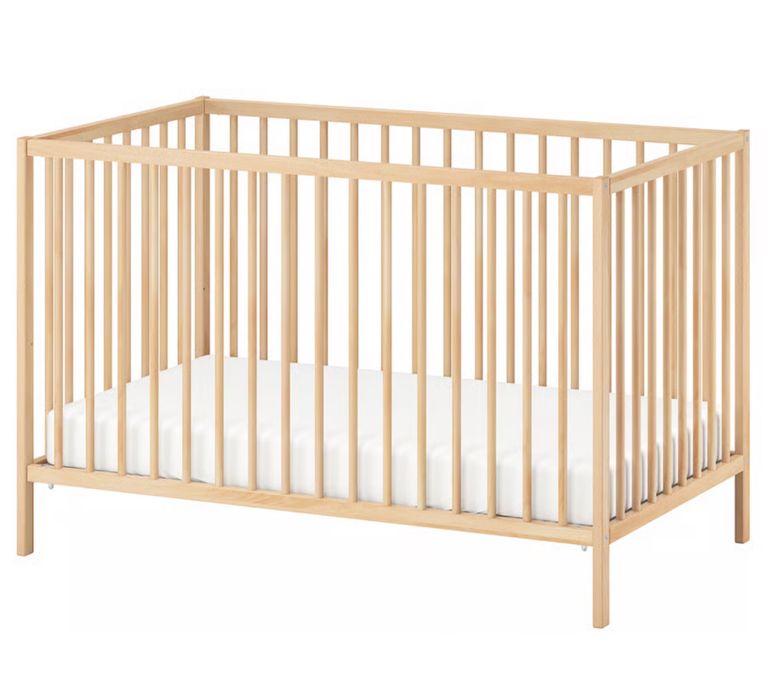 Berços e colchões ikea