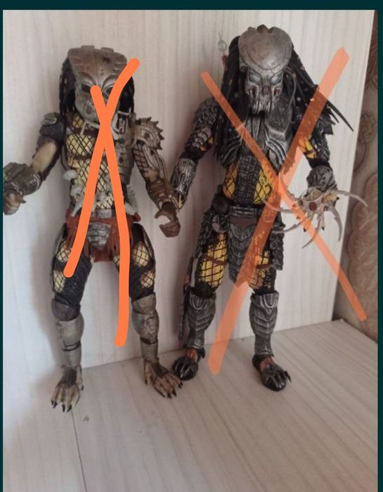 Коллекционные фигурки хищник