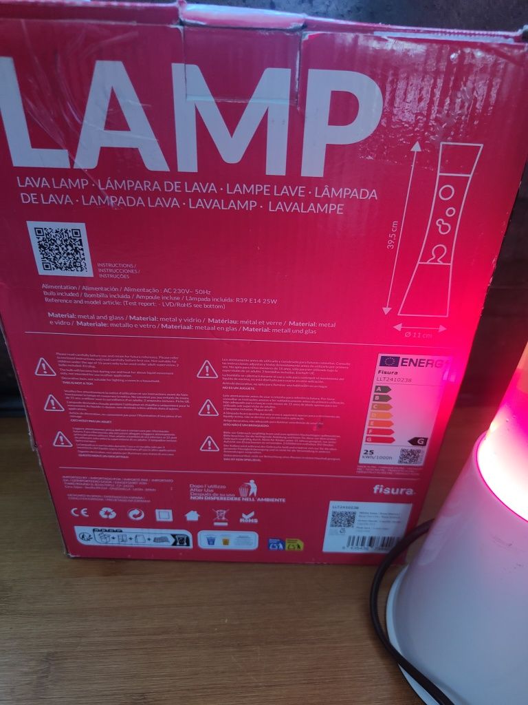 Lampa typu lawa biała