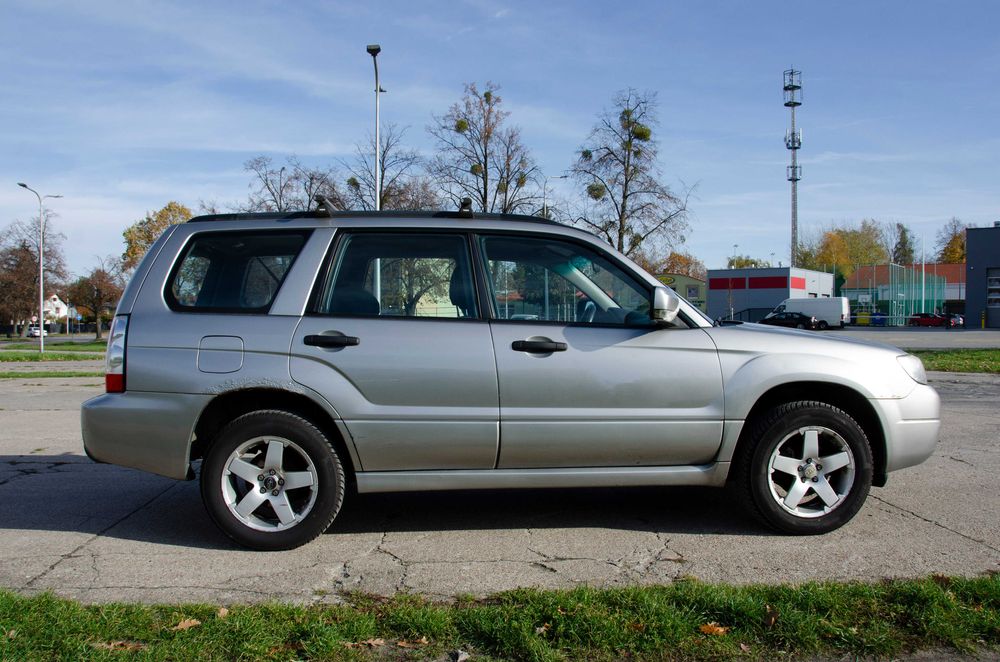 Subaru Forester 2.0 benzyna, AWD + reduktor, manual, 2005 po lifcie