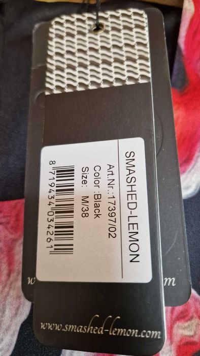 Czarna sukienka w kwiaty na wesele Smashed Lemon - nowa M 38