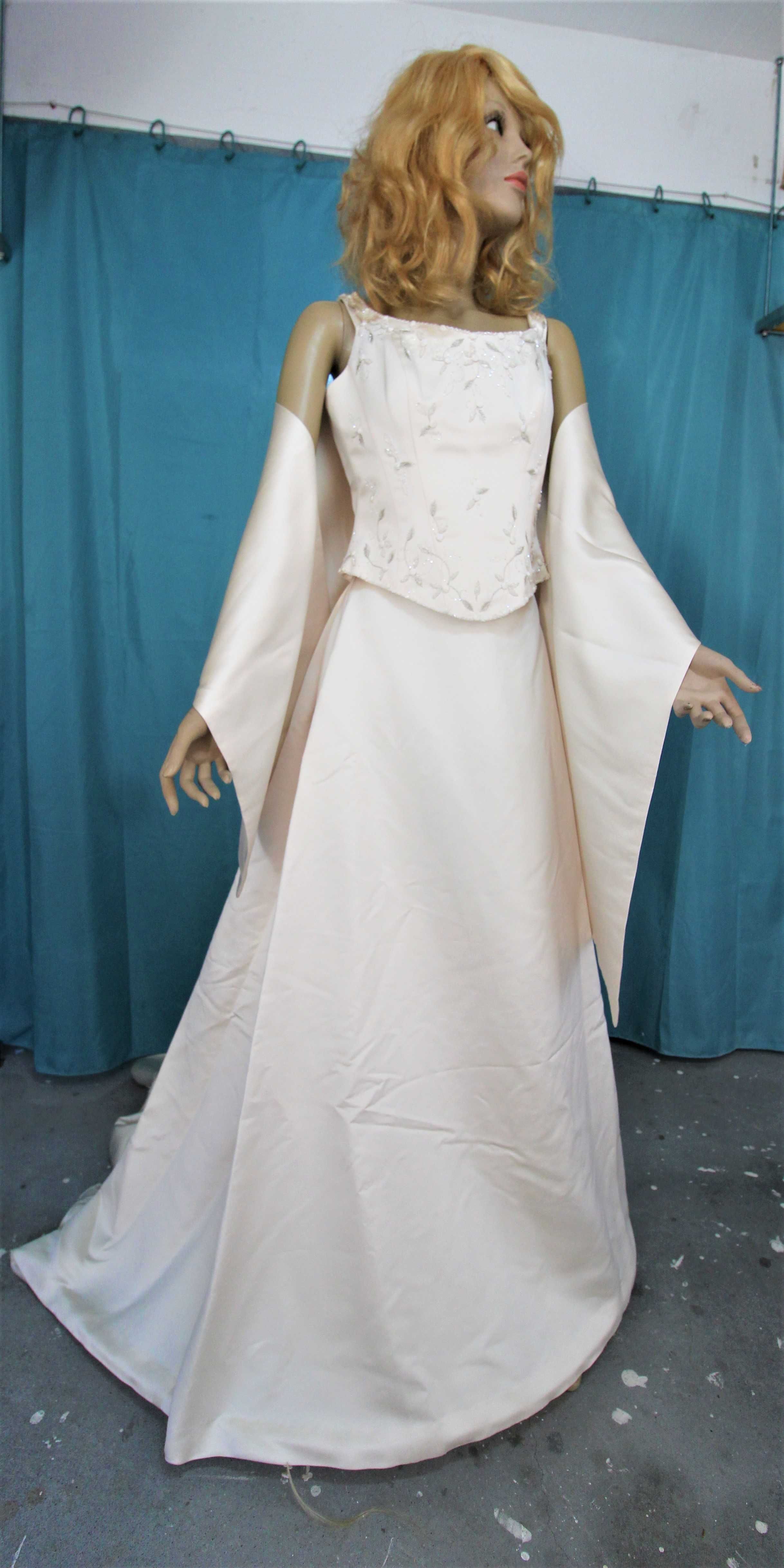 Vestido de Noiva "Tomy Mariage"