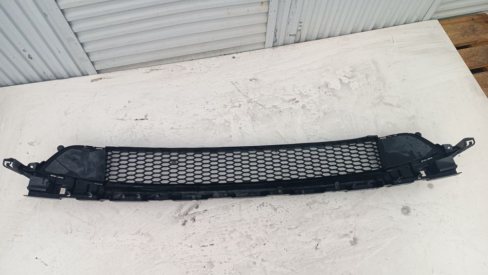 Vendo grelha de frente Renault trafic ano 2014/19