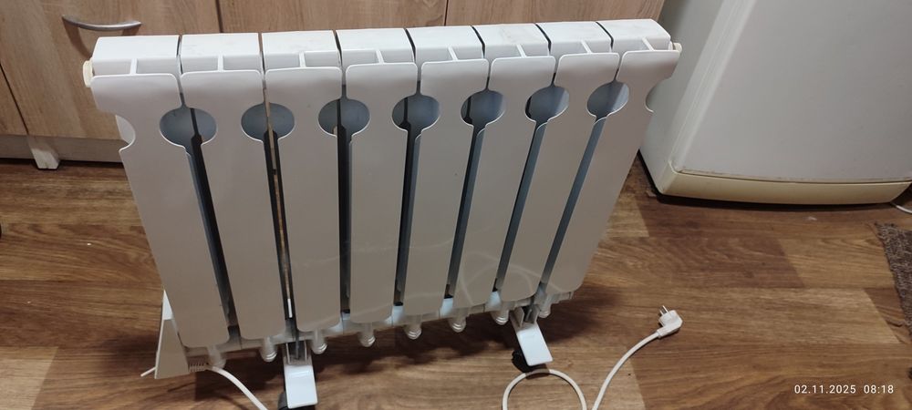Масляний радіатор, обігрівач на 8 секцій  eroFLYME