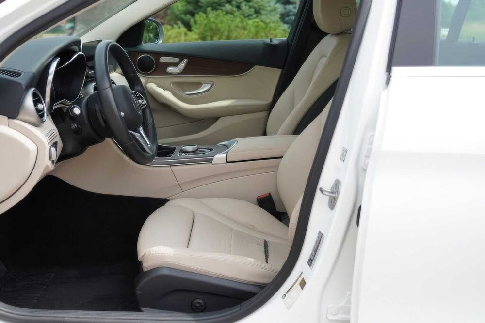 Mercedes-Benz C-Class C 300      2020