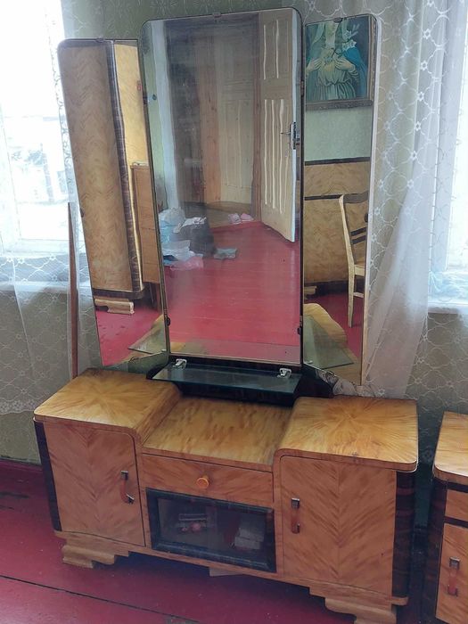toaletka vintage z lustrami