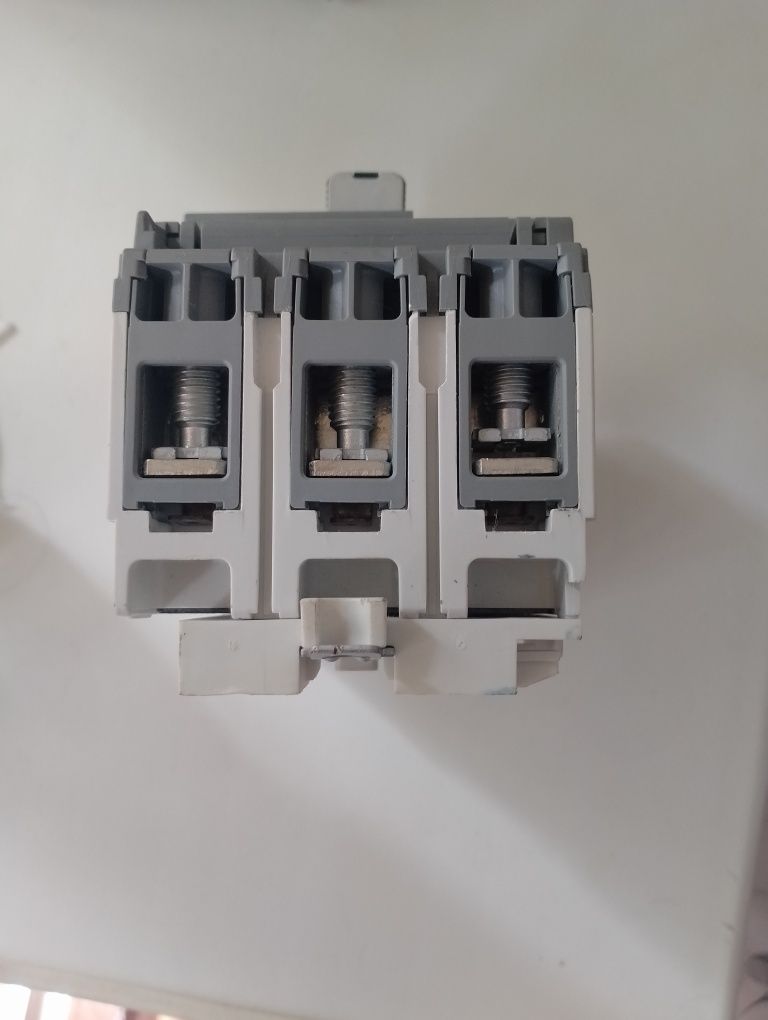 Автомат Hager h3 100A
