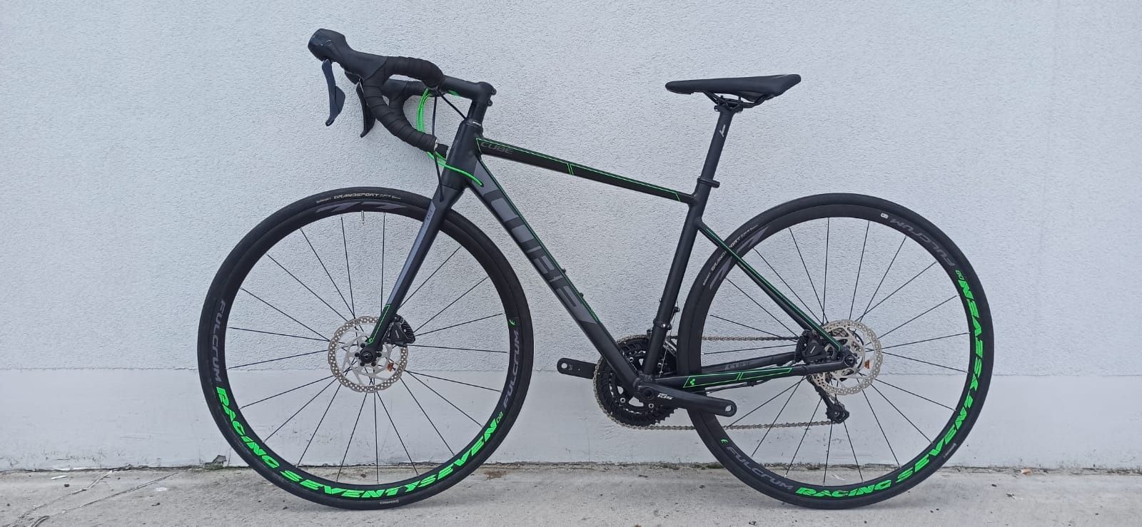 CUBE ATTAIN SL DISC, Shimano 105(hydraulika/sztywne osie),Rozmiar S/XS