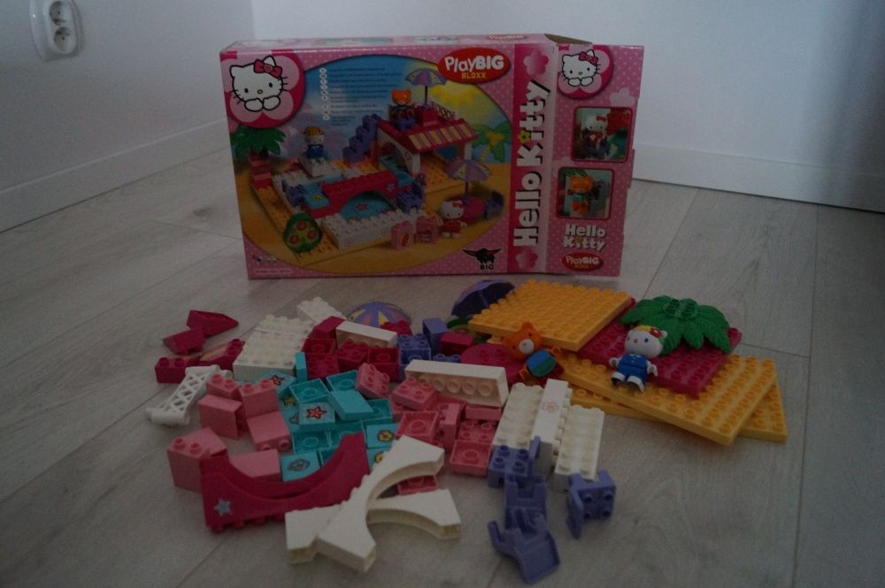 Klocki Hello Kitty Domek Pażowy z Basenem Plajbig /Autko