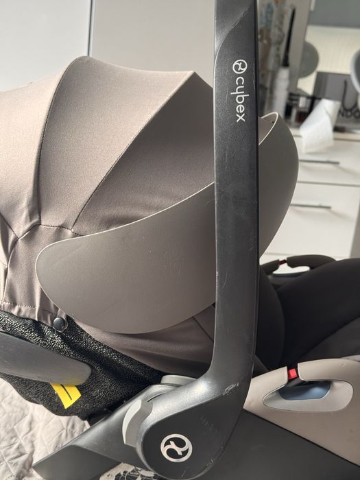 Автолюлька ( автокрісло) cybex cloud Z i-size
