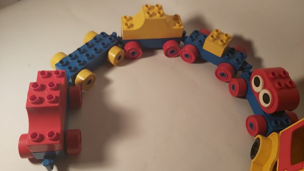 LEGO duplo comboio