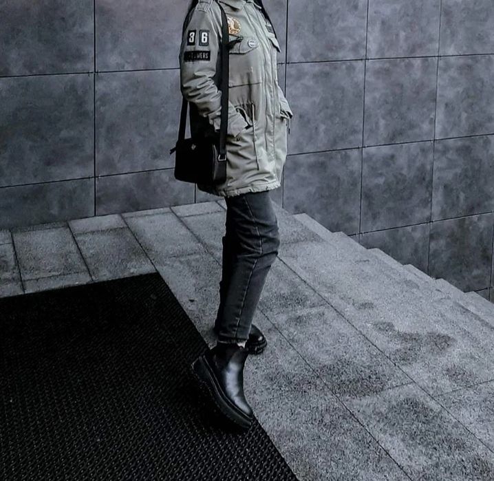 Куртка тепла в воєнному стилі