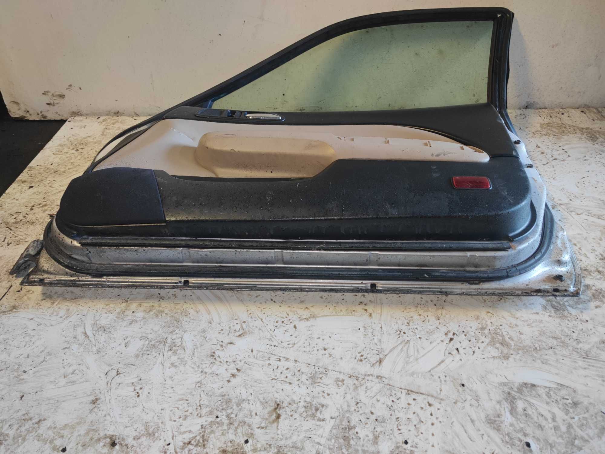 Honda Prelude V 5 Drzwi Prawe Przednie Prawy Przód PP
