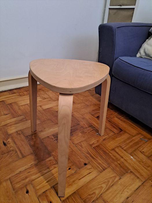 Banquinho IKEA KYRRE – bétula, como novo
