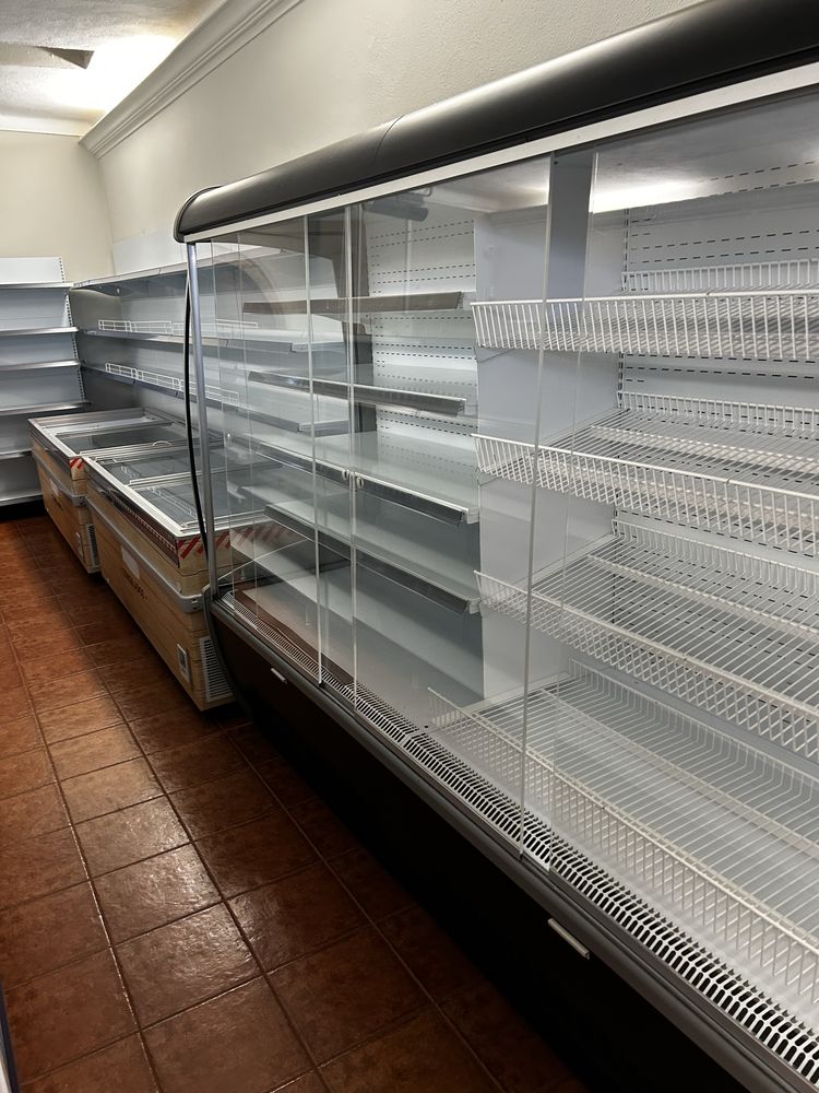Vendo mural frigorifico para legumes e laticionios