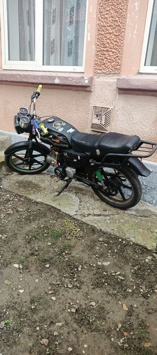 Мустанг 125 на повному ходу