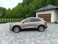 Ford Kuga 190PS_4x4_JAK NOWA ! bi-ledy_b&o_radar_acc_blis_alu19_kamery_panorama