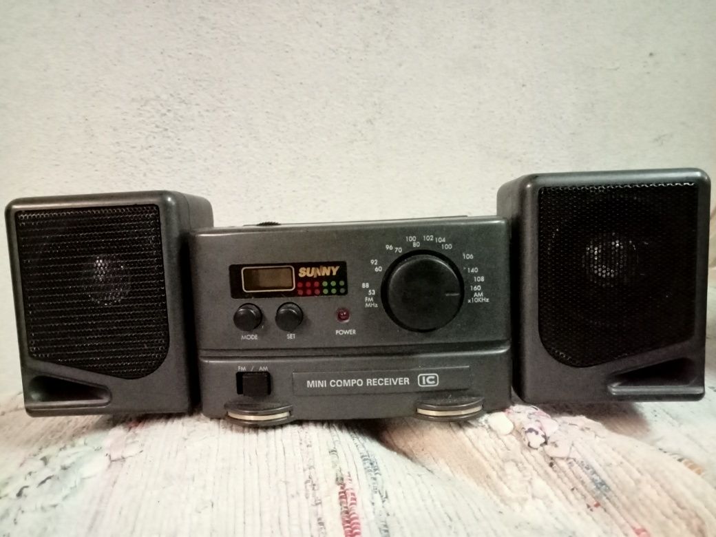 Rádio antigo 80s