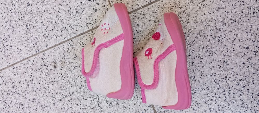Pantufas de menina 20