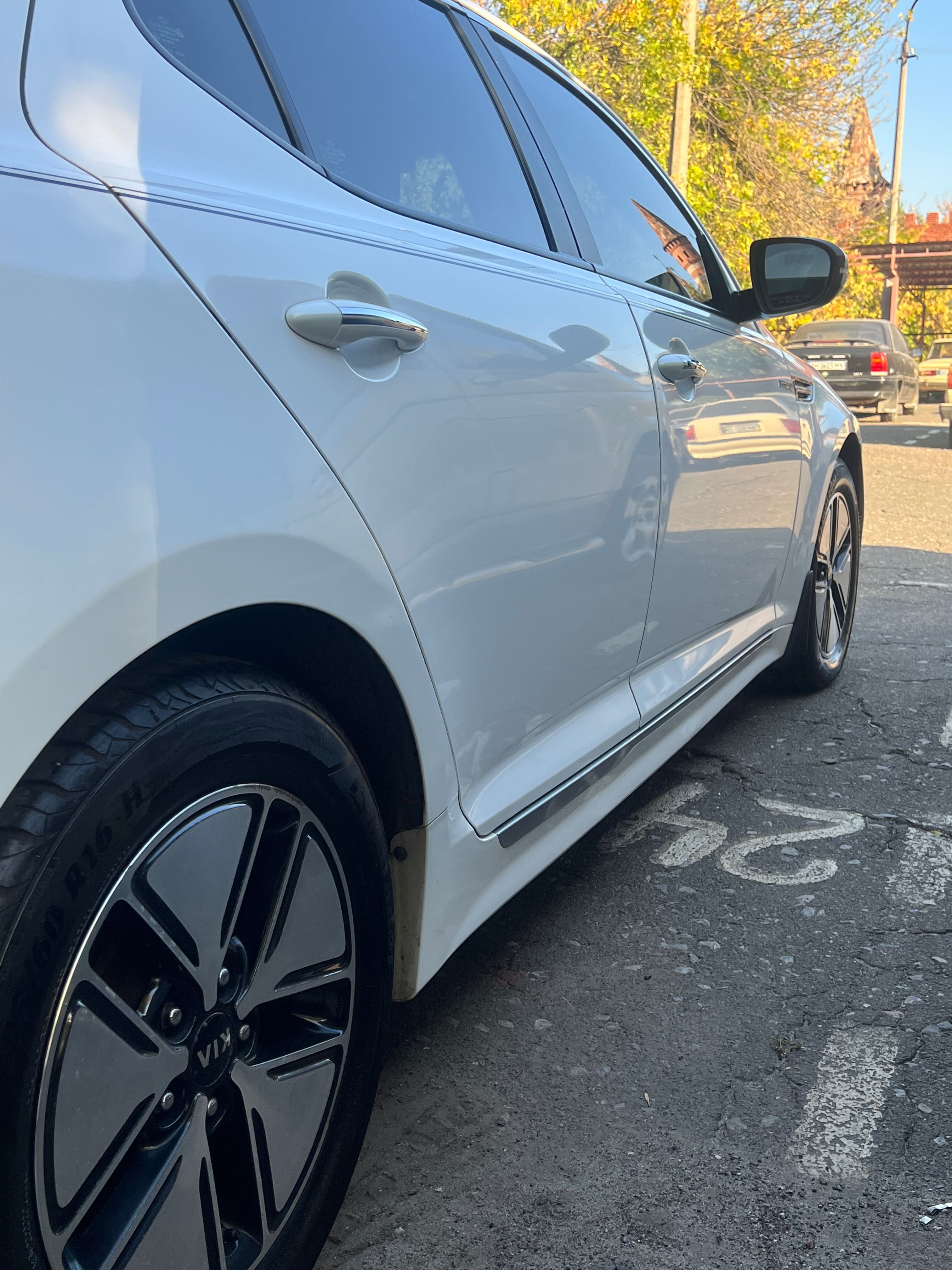 Kia Optima в хорошем состоянии