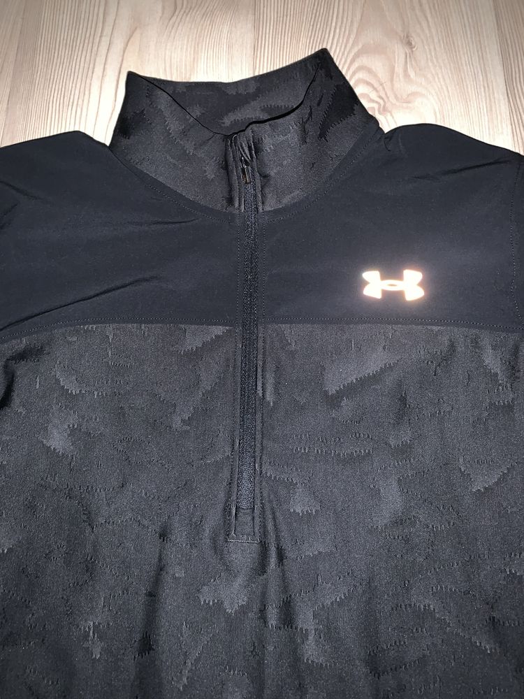 Bluza Under Armour. Czarne moro. Rozm. S/M