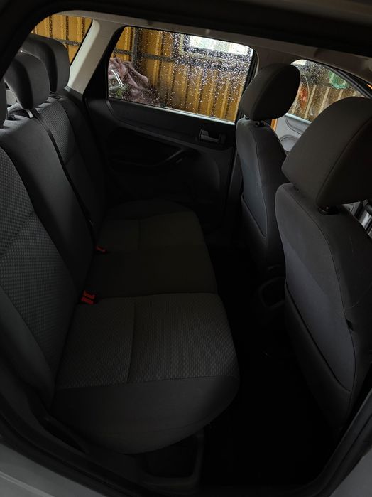 5000$ Продаю Ford Focus 2  2005 — стан ідеальний!