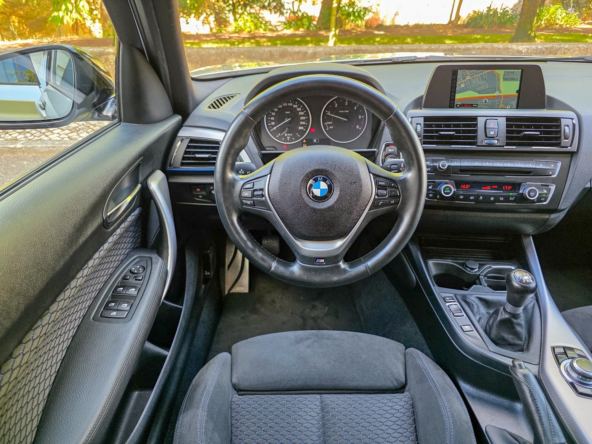 BMW serie 1 120d pack m