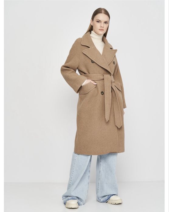 Пальто з вовни, трендова модель