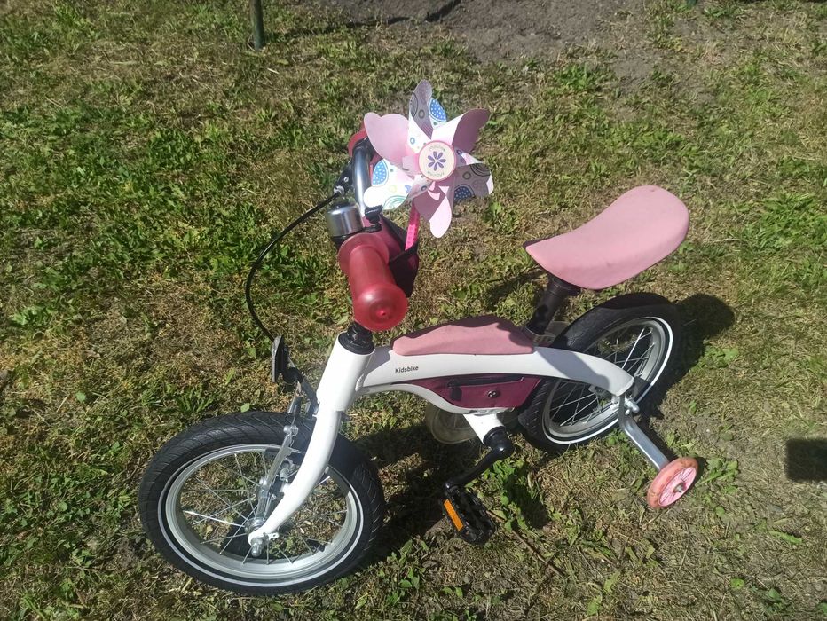 Rower dziecięcy Kidsbike BMW biegowy/ pedały i kółka boczne 3-6lat