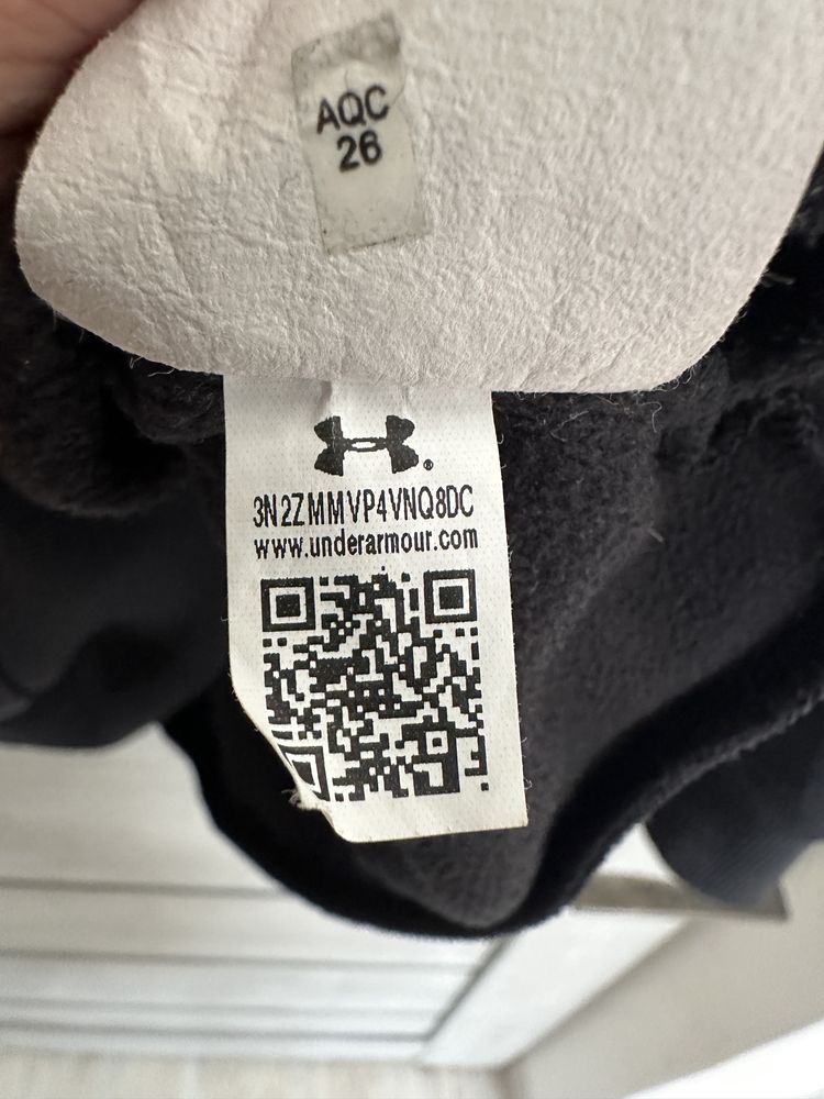 Куртка кофта Under Armour M розмір!