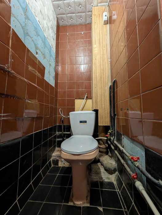 Продам без комісії 2кімнатну квартиру в районі Осіпенковського ринку