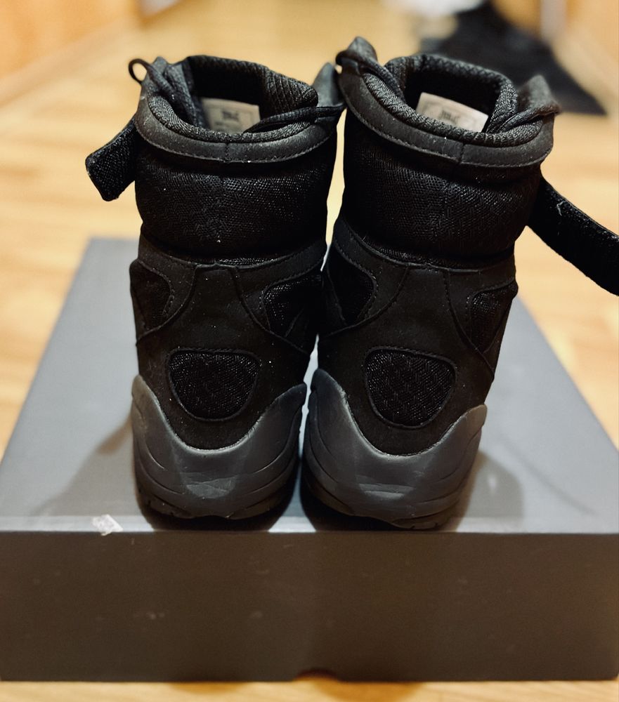 Продам боксерки Everlast 46 р.
