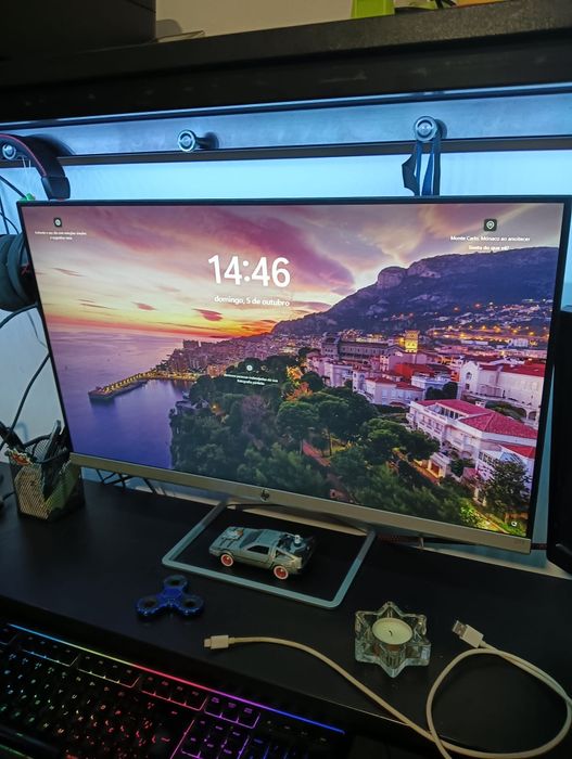 Monitor HP 27 inch display