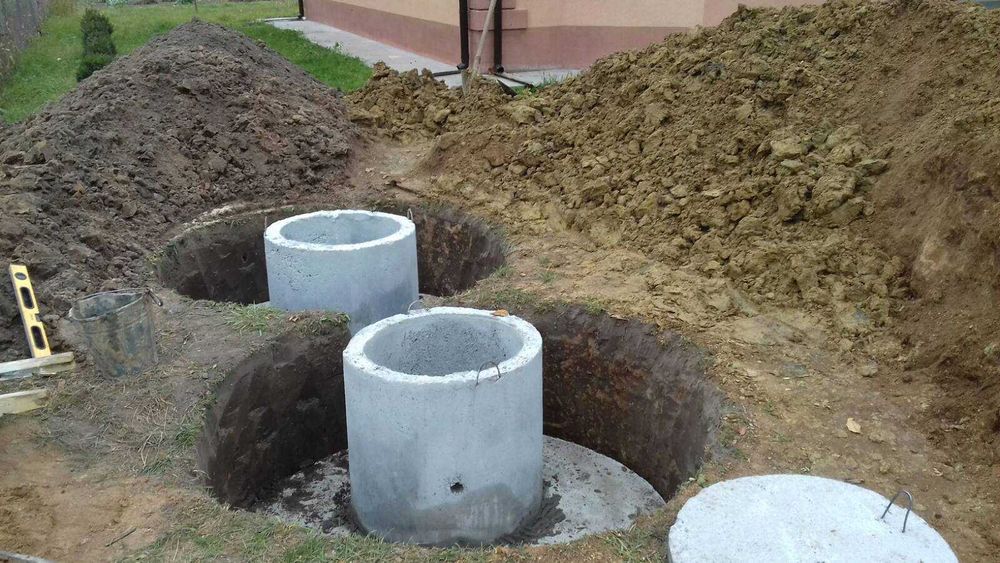 Почистити криницю, викопати криницю, чистка колодца