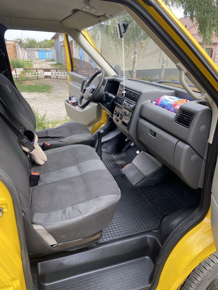 Volkswagen Transporter t4.