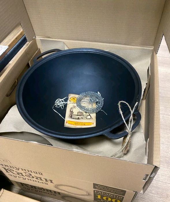 Казан-вок чугунный Наша Майстерня 8 л с крышкой-сковородкой ST-T405CP