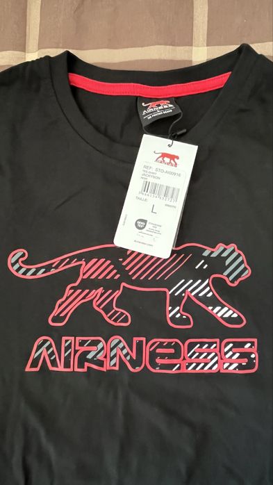 T-shirt Airness Jackyson preta nova com etiqueta — tamanho L