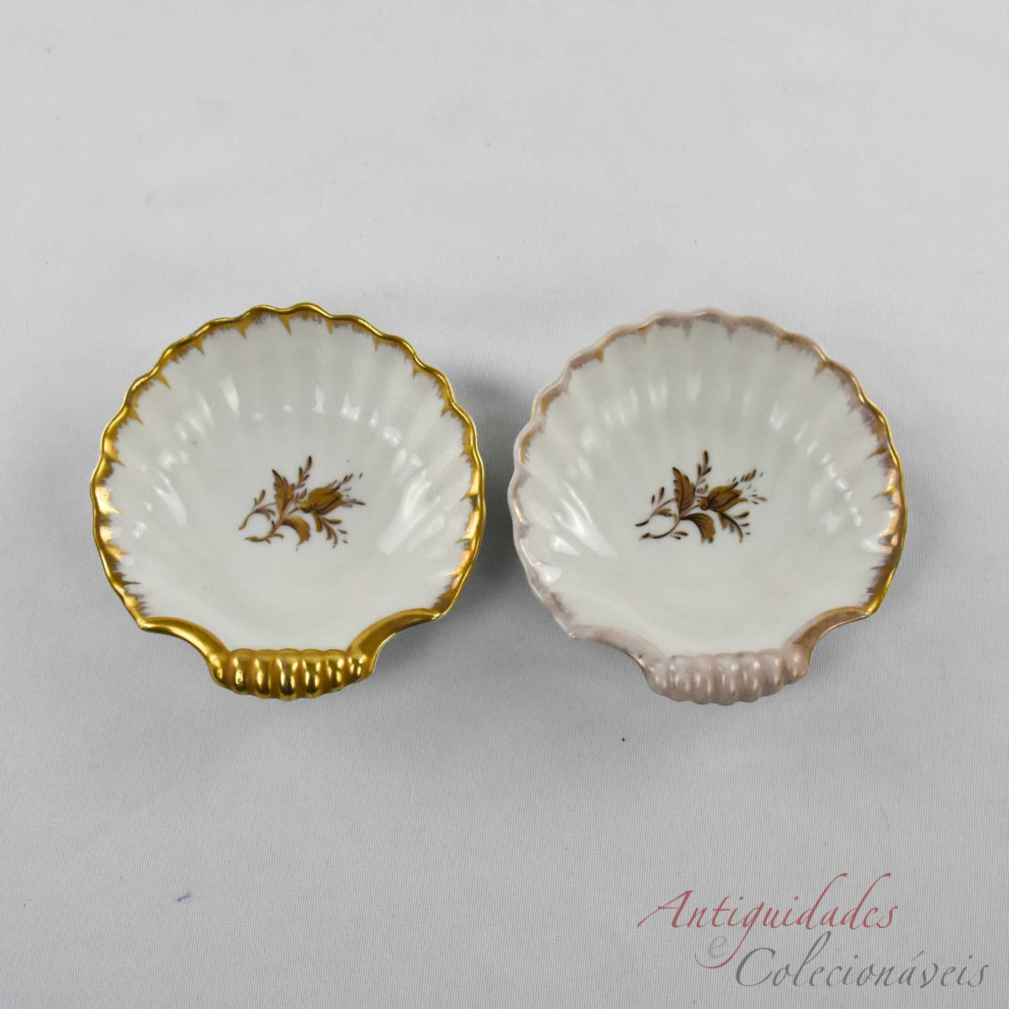 Par conchas Porcelana Artibus decoradas a ouro