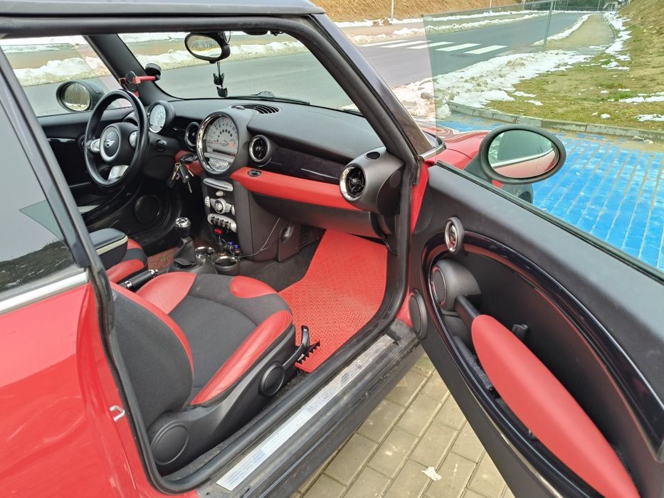 Mini Cooper 1,6 120 KM
