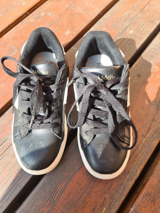 Buty sportowe r. 32