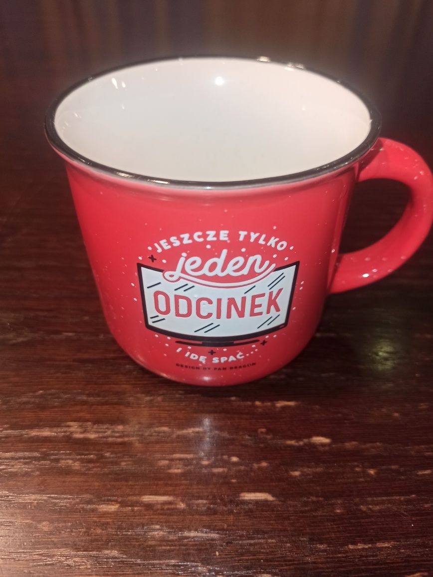 Kolorowy Kubek HOBBY dla miłośnika seriali