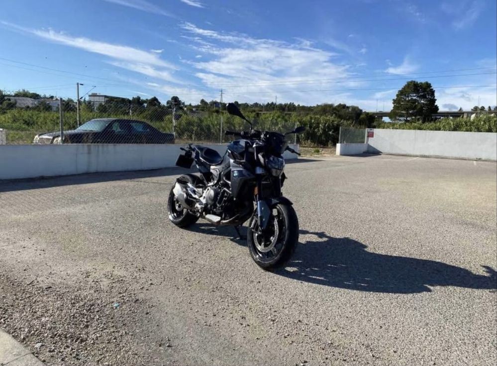Bmw F900R(35 kw só de livrete)A2 2024 Full Extras
