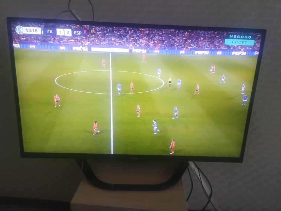 Телевізор 42"  LG 42LN575V SMART (2.4/5G)